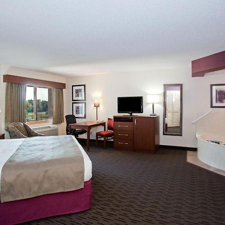 Americinn By Wyndham Chanhassen Exterior photo