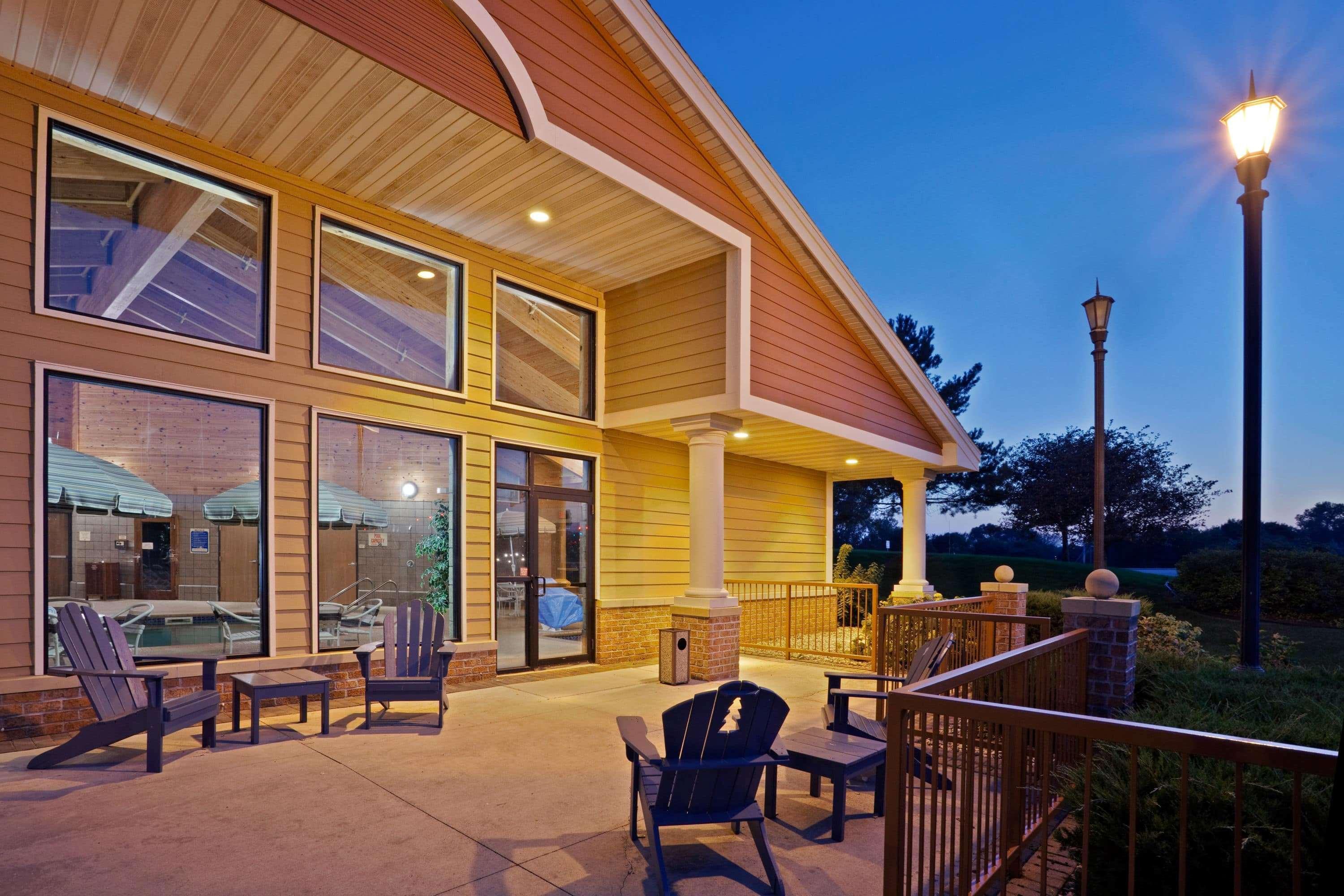 Americinn By Wyndham Chanhassen Exterior photo