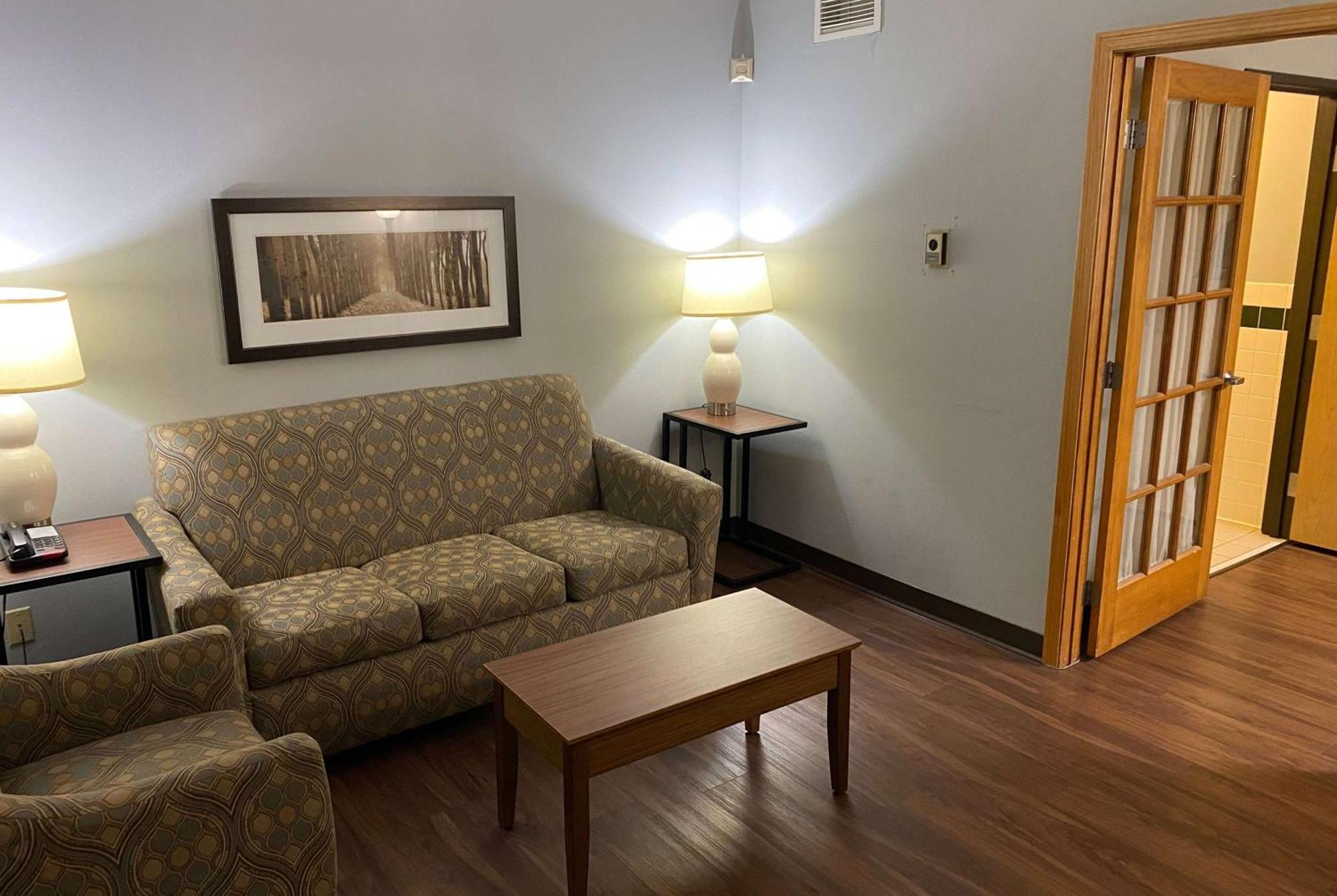 Americinn By Wyndham Chanhassen Exterior photo