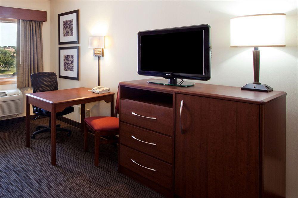 Americinn By Wyndham Chanhassen Exterior photo
