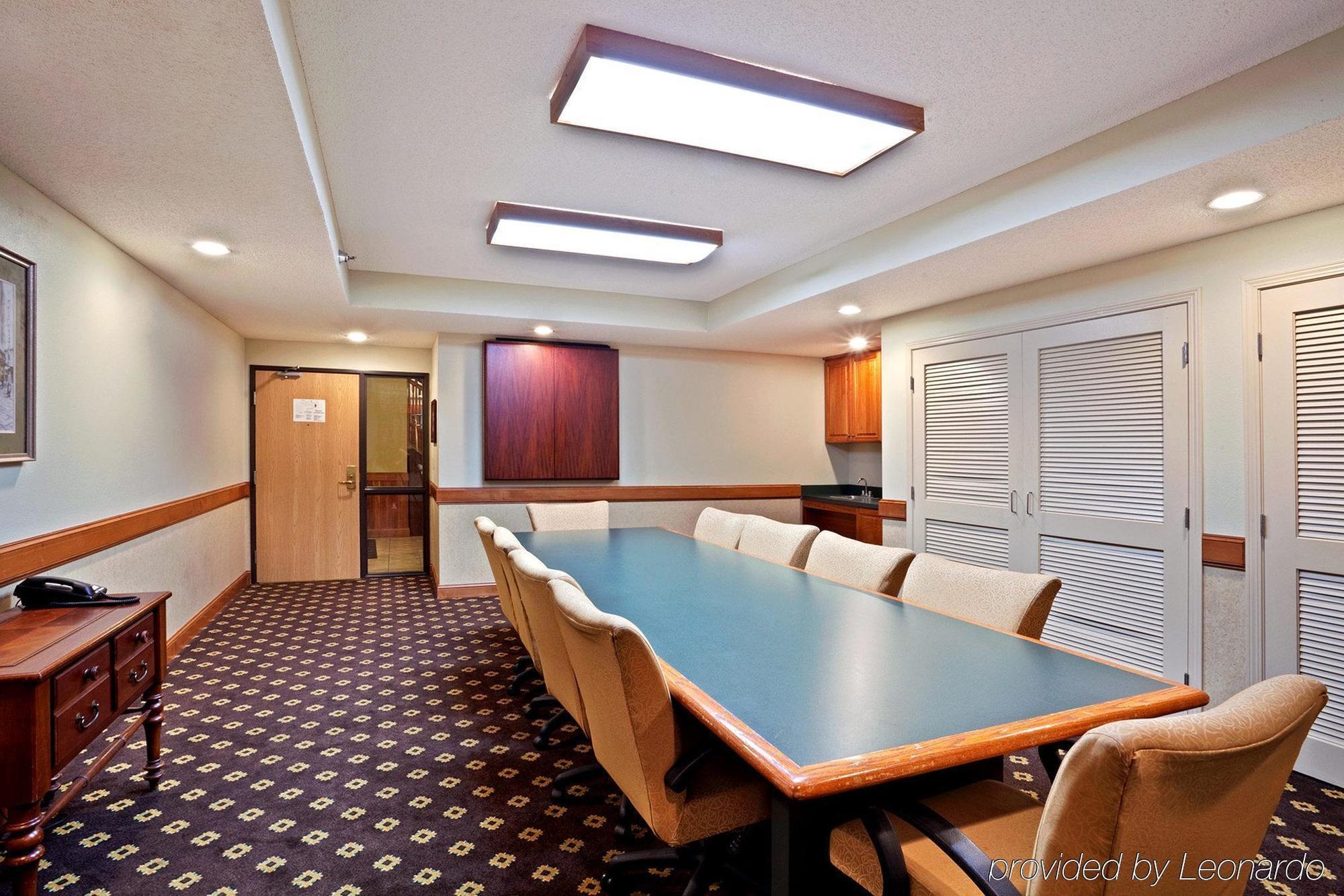 Americinn By Wyndham Chanhassen Exterior photo
